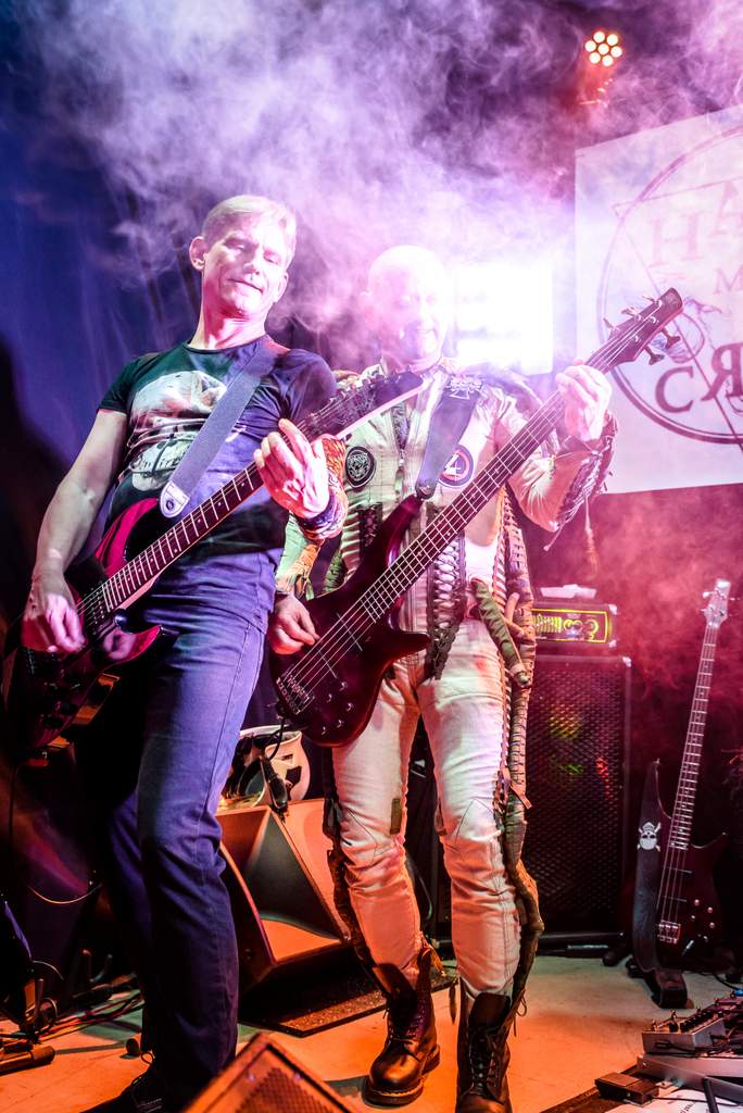 20161119-215909-TB8 8650